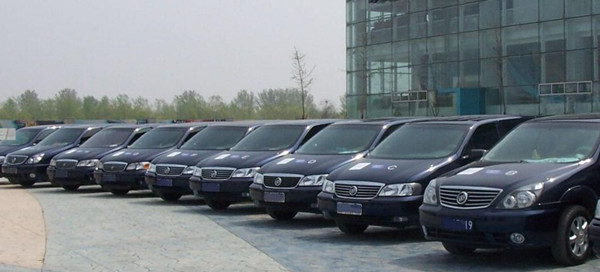 重慶渝中區大禮堂附近租車公司